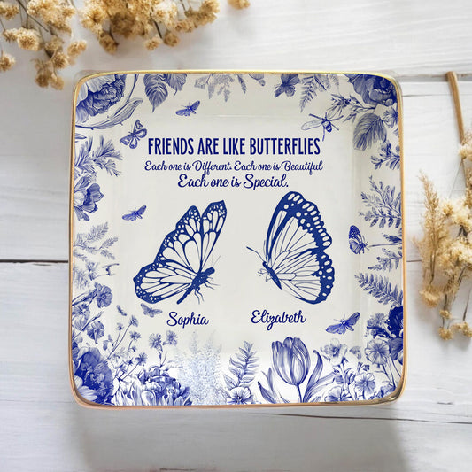 Freunde sind wie Schmetterlinge – Toile-de-Jouy-Blumenmuster – Personalisierte Schmuckschale für beste Freundinnen mit vollflächigem Aufdruck