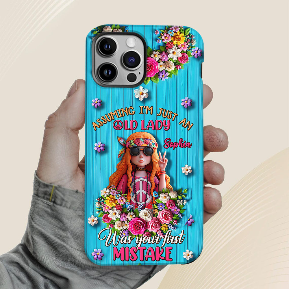 Deine Annahme, ich sei nur eine alte Dame, war dein erster Fehler – personalisierte Handyhülle mit Hippie-Vollbilddruck
