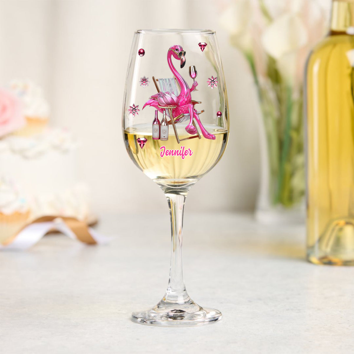Sei ein Flamingo im Taubenschwarm – personalisiertes Flamingo-Weinglas mit langem Stiel