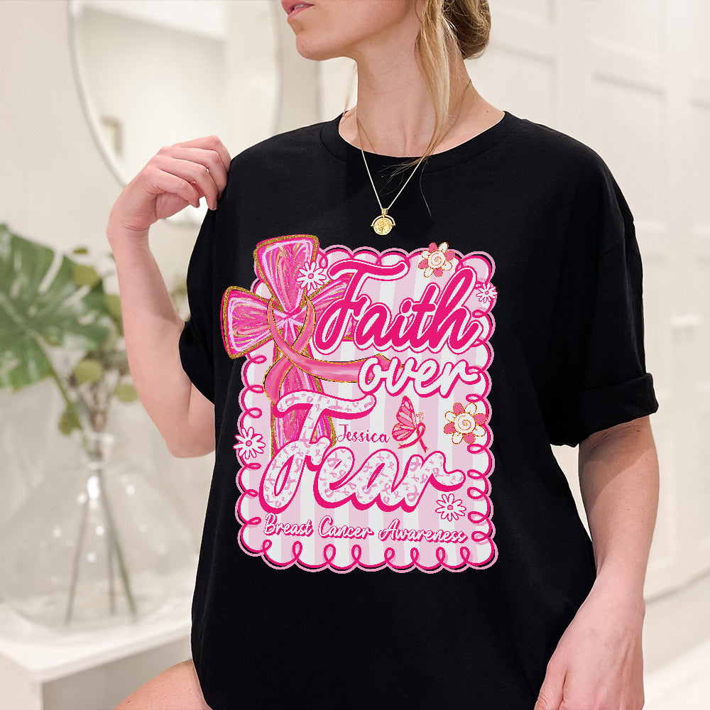 Preppy Brustkrebs: Glaube statt Angst – Personalisiertes T-Shirt und Hoodie zur Sensibilisierung für Brustkrebs