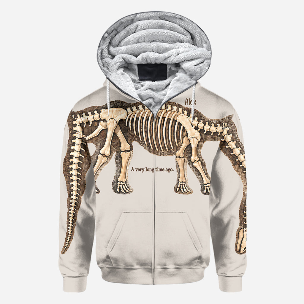 Étirez-vous pour découvrir le dinosaure entier - Chemise personnalisée tout en un
