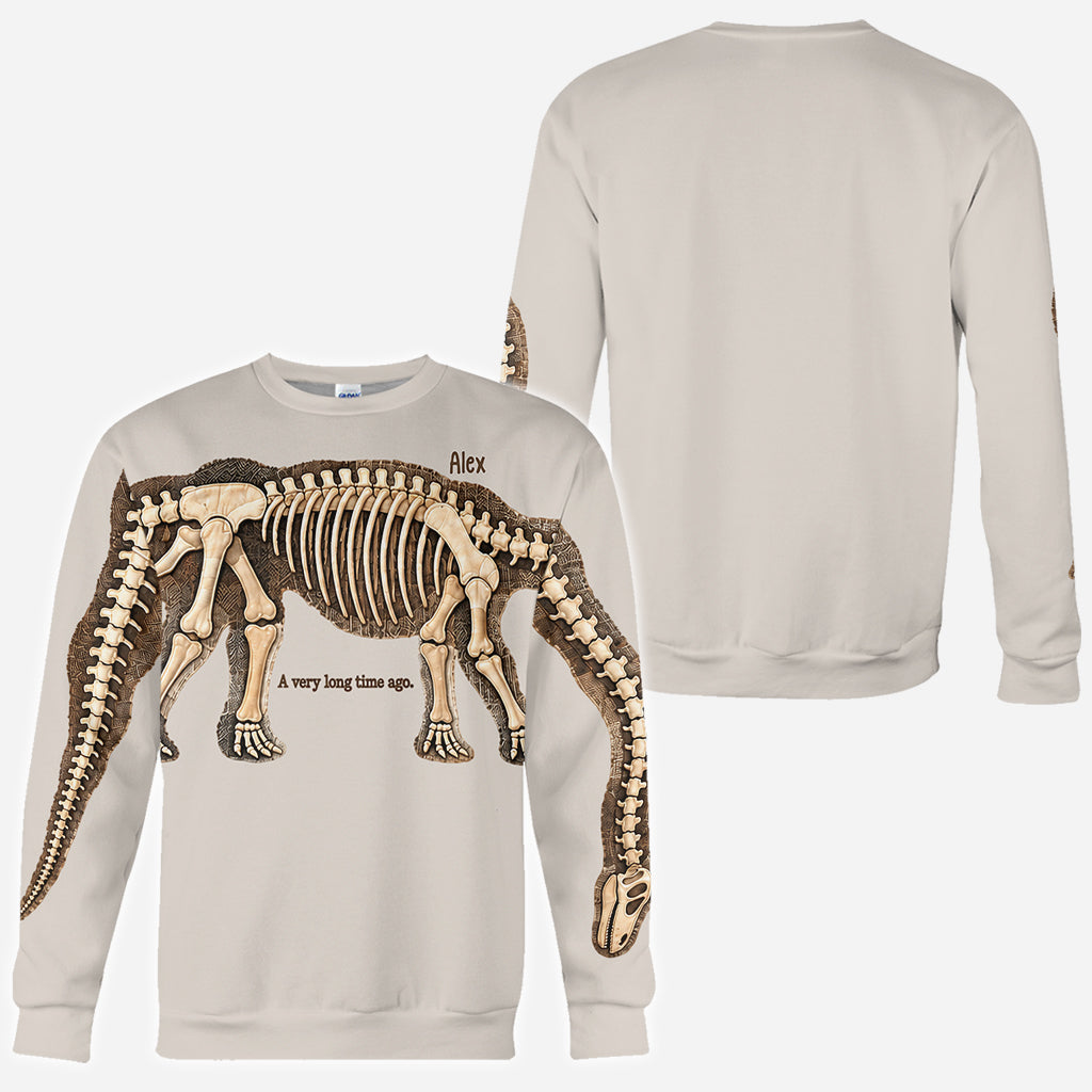 Étirez-vous pour découvrir le dinosaure entier - Chemise personnalisée tout en un