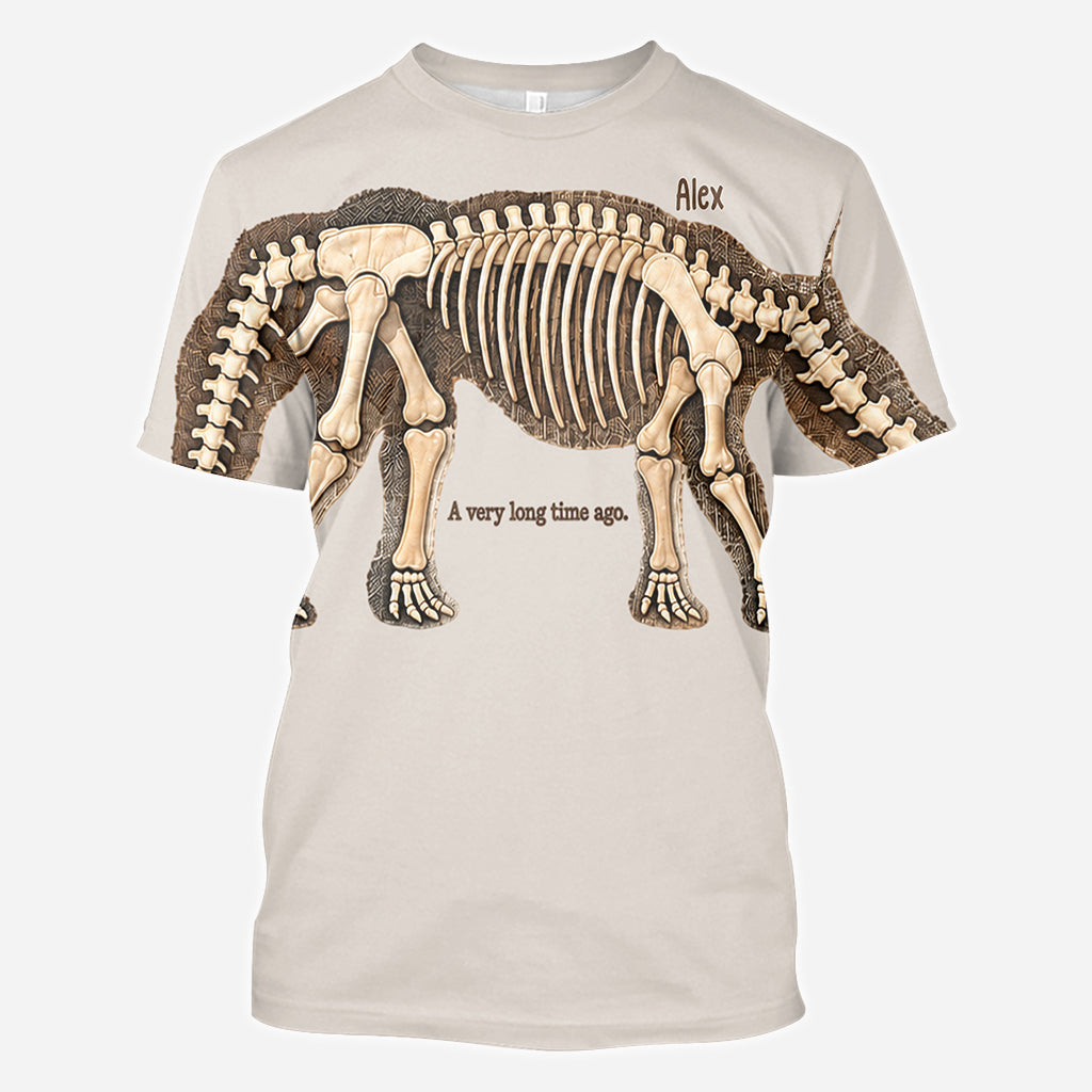 Étirez-vous pour découvrir le dinosaure entier - Chemise personnalisée tout en un