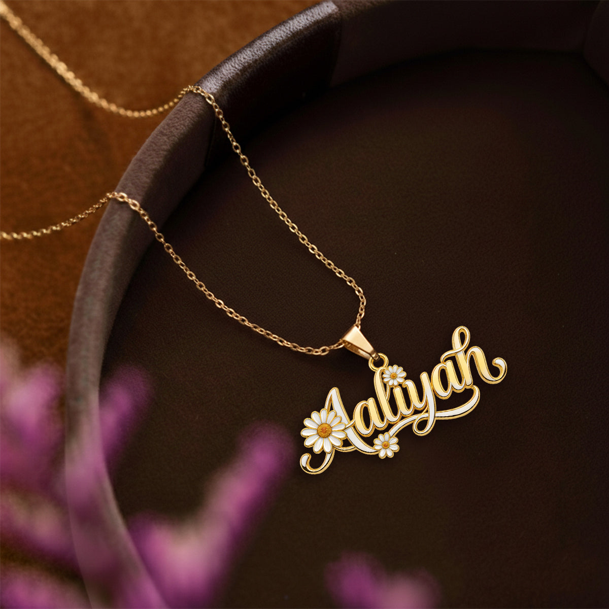 Personalisierte Geburtsblume – Halskette mit Metallanhänger in Form der Selbstliebe (individuell gestaltet)