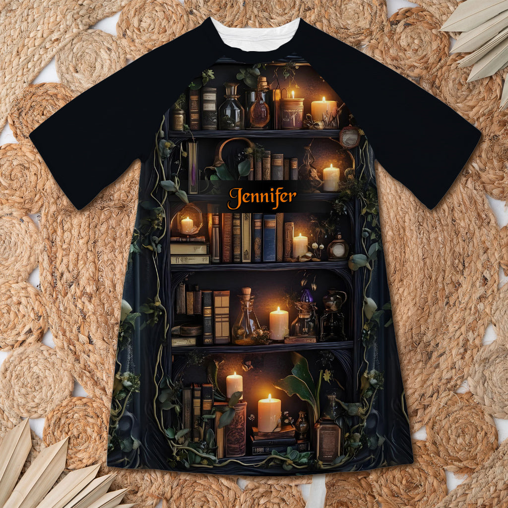 Einfach ein Mädchen, das Bücher liebt – personalisiertes Schlafshirt-Kleid mit Buchmotiv