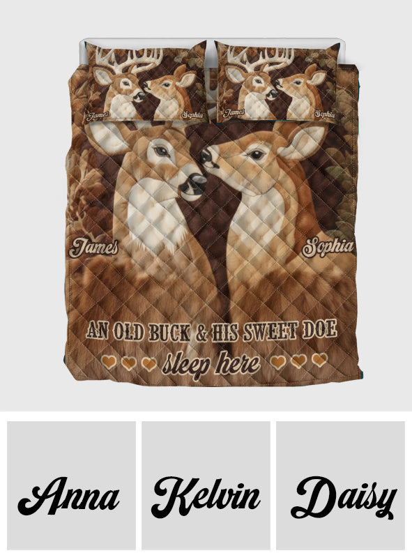 Ein alter Hirsch und seine süße Hirschkuh schlafen hier - Personalisiertes Jagd-Quilt-Set
