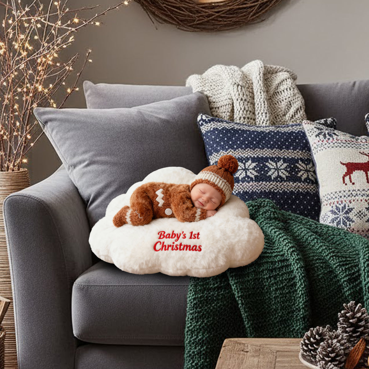 Premier Noël de bébé - Coussin en fausse fourrure personnalisé pour enfant
