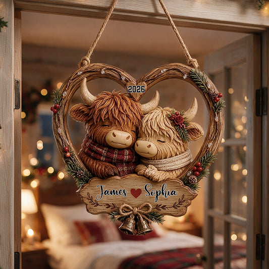 Notre Noël Ensemble - Panneau en Bois Personnalisé en Forme de Vache des Highlands