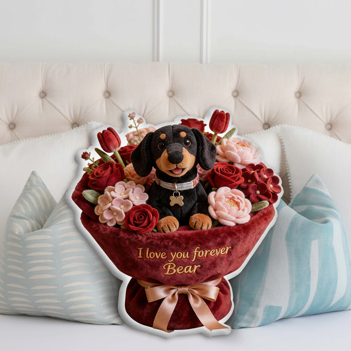 Plüschtier Welpe & Blume – Personalisiertes Kissen in Hundeform aus Kunstfell