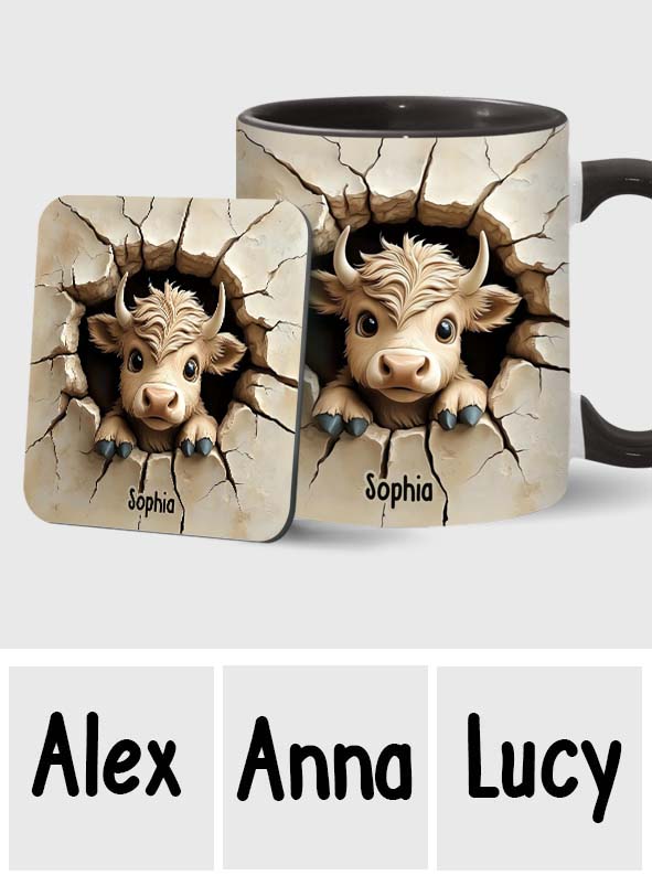 Mignonne vache des Highlands qui jette un coup d'œil - Mug personnalisé avec motif vache des Highlands