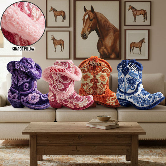 Starke Cowgirl – Personalisiertes Cowgirl-Kissen aus Kunstfell in Form eines Cowgirls