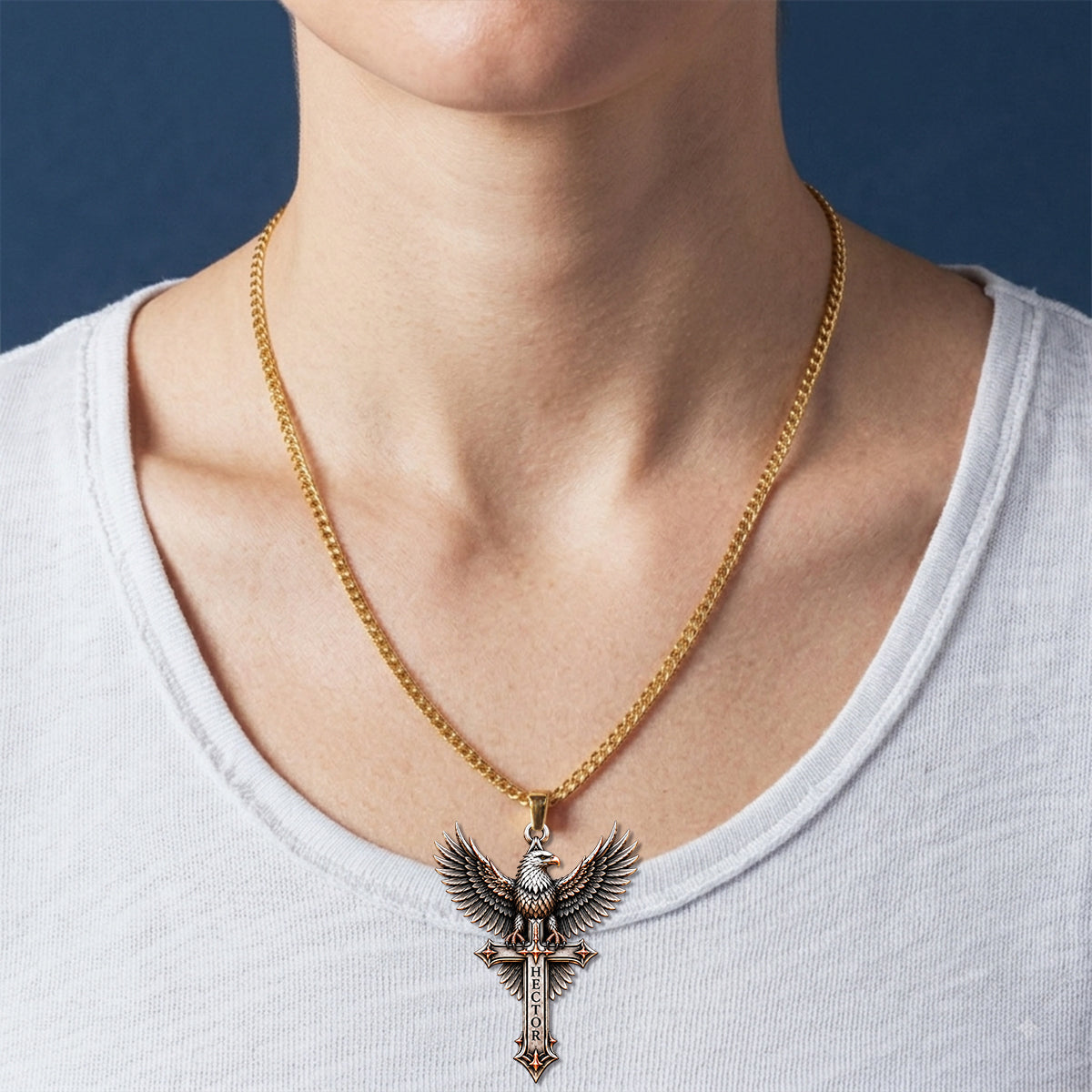 Wings of Faith - Personalisierte Metallanhänger-Halskette in Adlerform