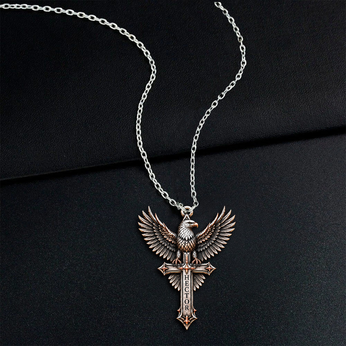 Wings of Faith - Personalisierte Metallanhänger-Halskette in Adlerform