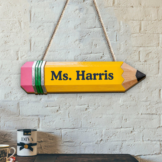 Bleistiftförmiges Geschenk für Lehrer - Personalisierte Holztafel