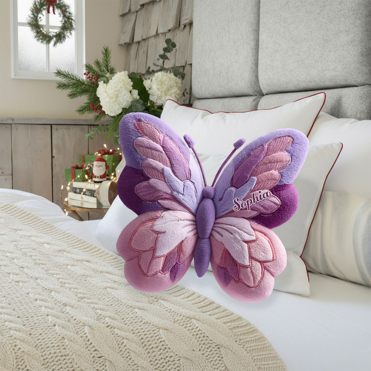Flauschiger Schmetterling – Personalisiertes Schmetterlingskissen aus Kunstfell