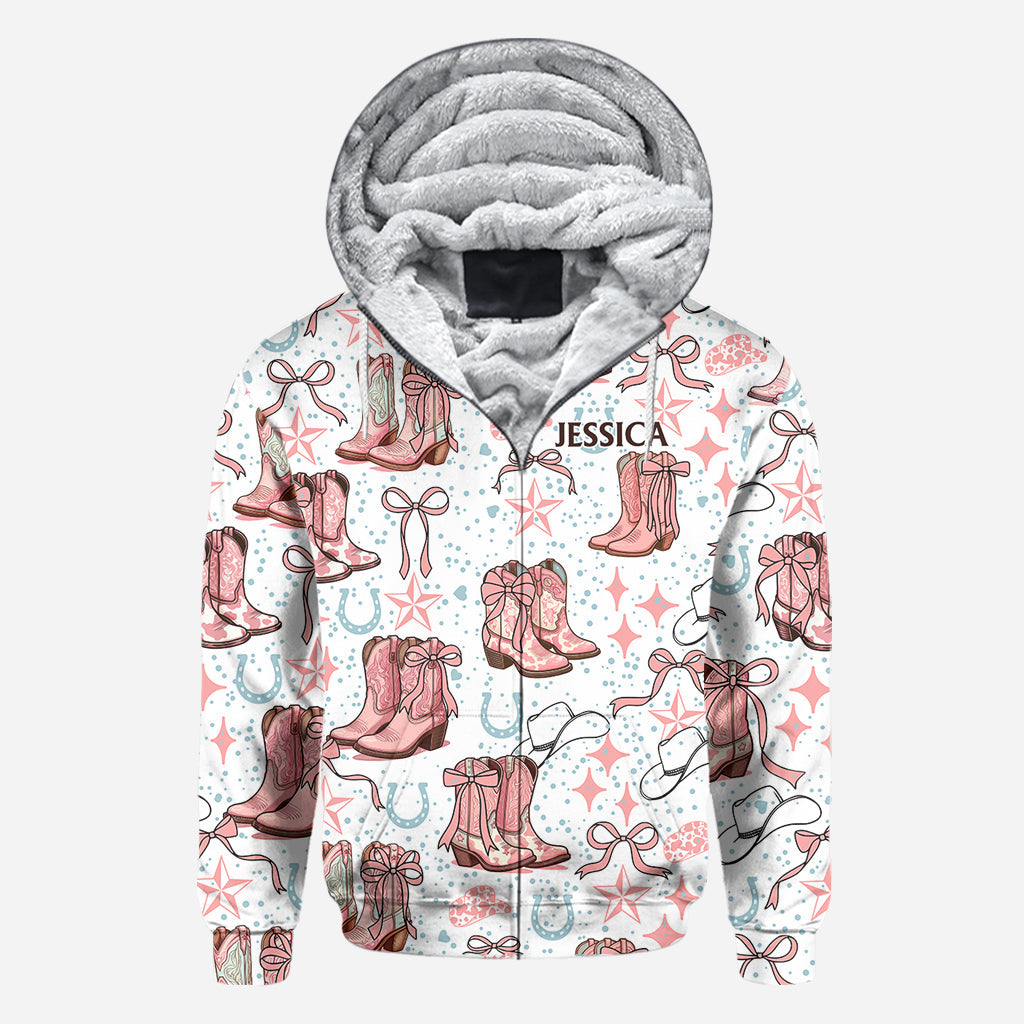 Kokette Cowgirl-Stiefel und Schleifen – personalisiertes Cowgirl-Shirt mit Allover-Print