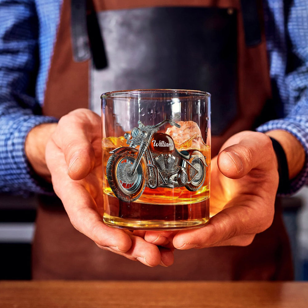 Motorradliebe – Personalisiertes Whiskyglas für Biker