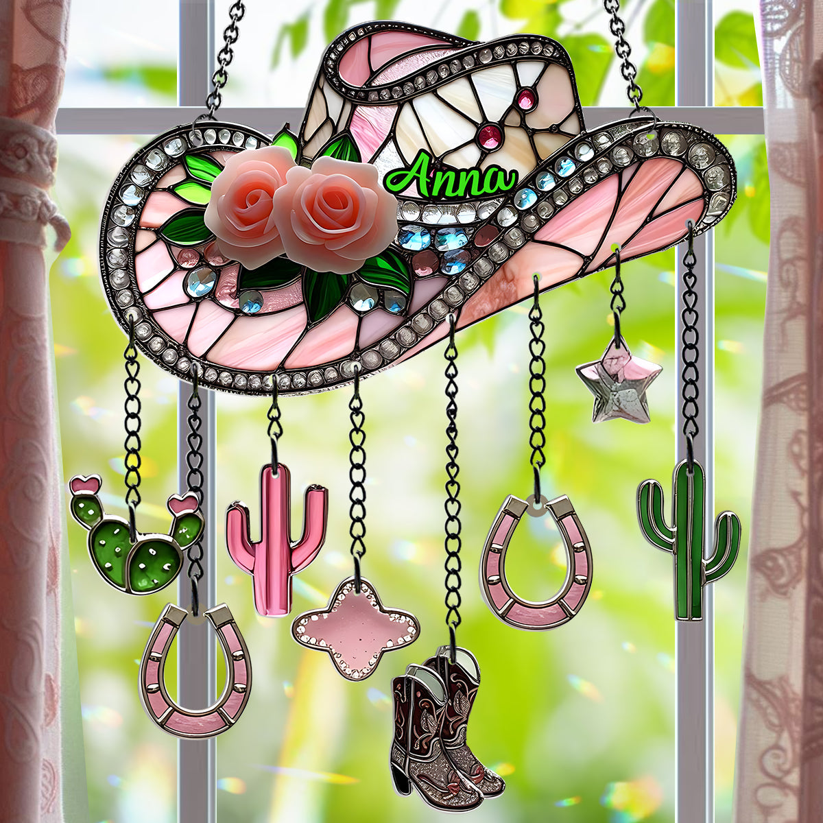 Bottes de cowgirl roses - Attrape-soleil de fenêtre personnalisé avec breloques