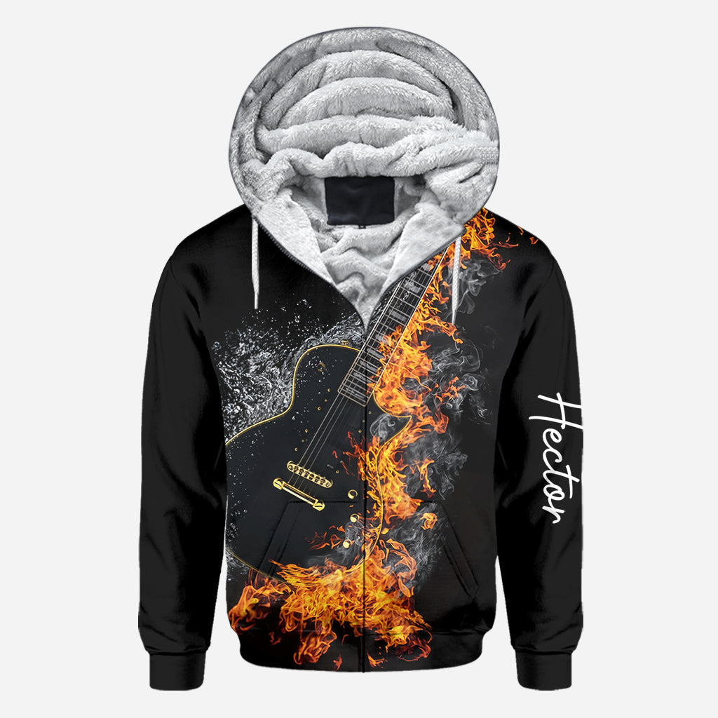 Blazing Guitar – Personalisiertes Shirt mit Gitarrenmotiv