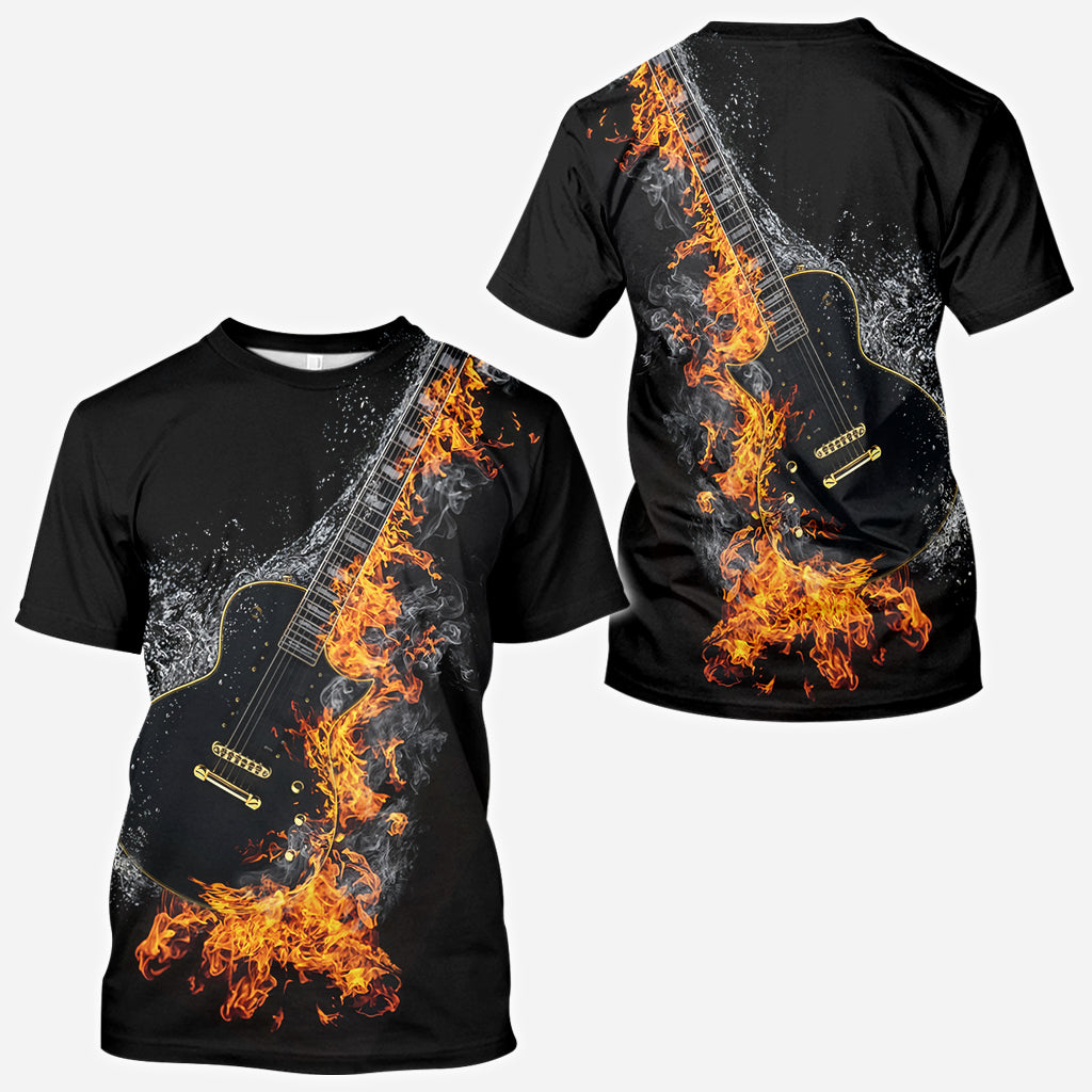 Blazing Guitar – Personalisiertes Shirt mit Gitarrenmotiv