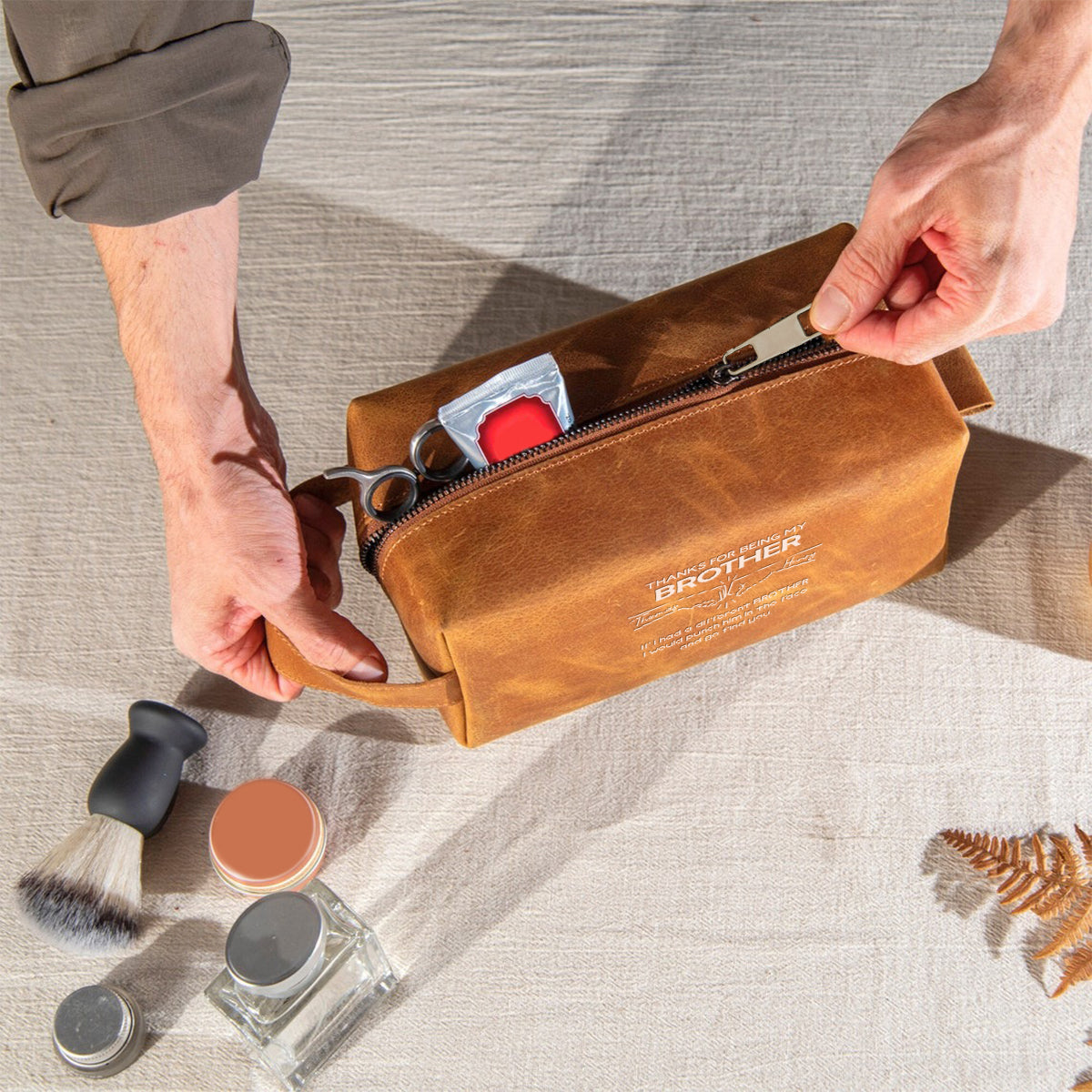 Félicitations pour être mon frère ! – Trousse de toilette en cuir personnalisée pour frère/sœur