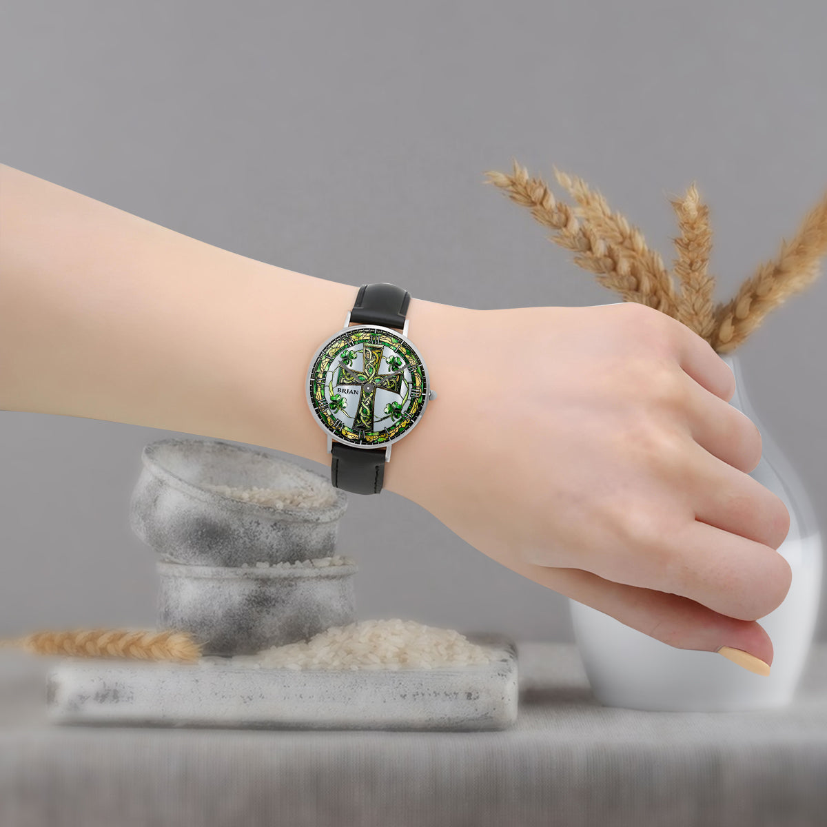 Keltisches Kreuz mit Kleeblatt – Personalisierte irische Armbanduhr