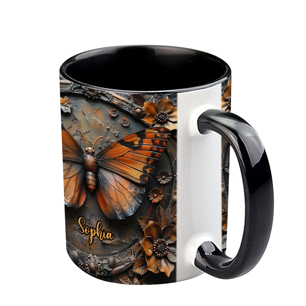 Wunderschöne Monarchfalter-Tasse mit personalisiertem Schmetterlingsmotiv