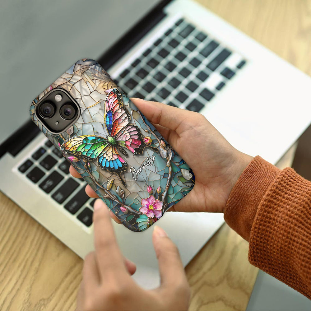 Schmetterlinge lieben – Personalisierte Handyhülle mit Schmetterlingsmotiv
