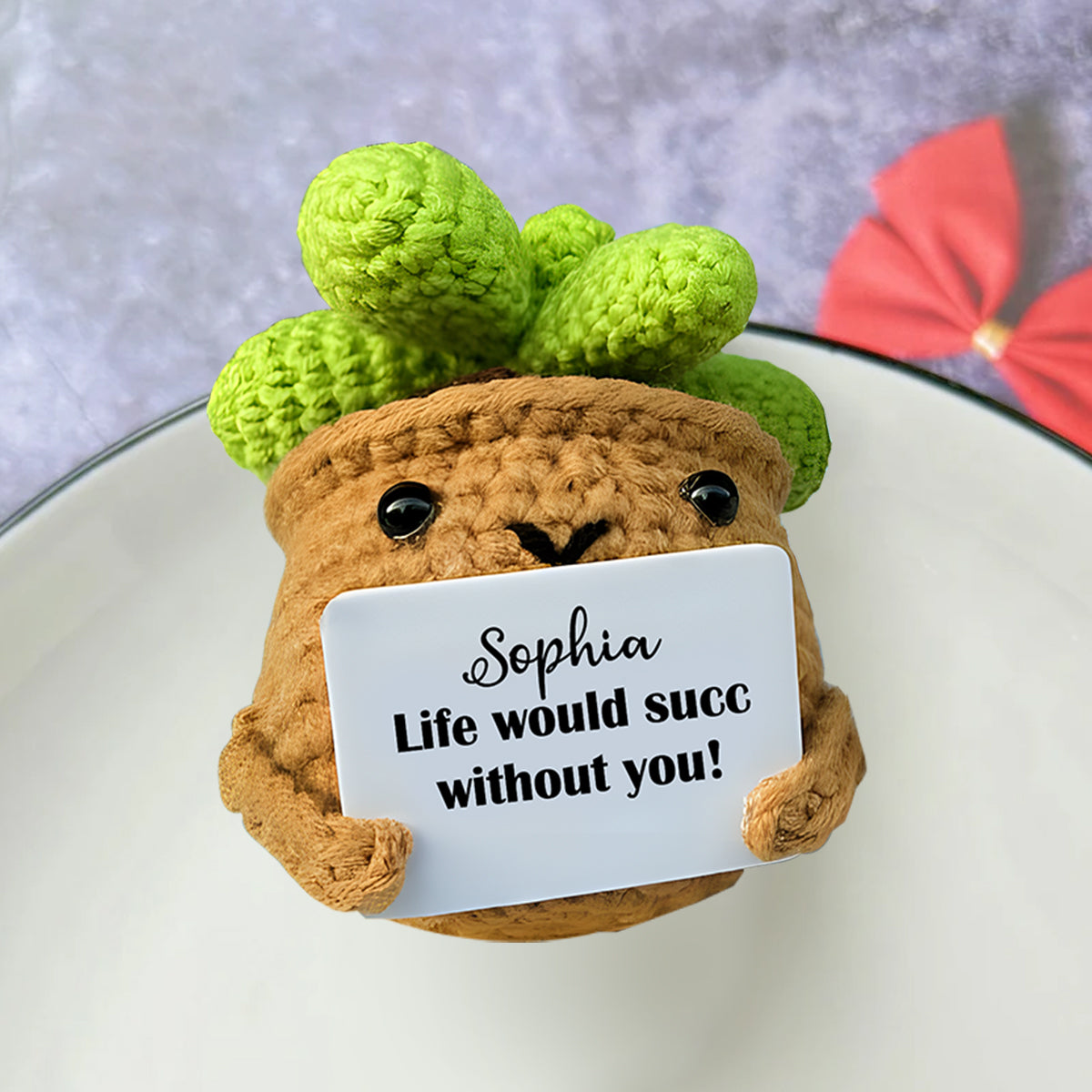 Gehäkelter Kaktus mit positivem Spruch – personalisierte, handgestrickte Kaktusfigur