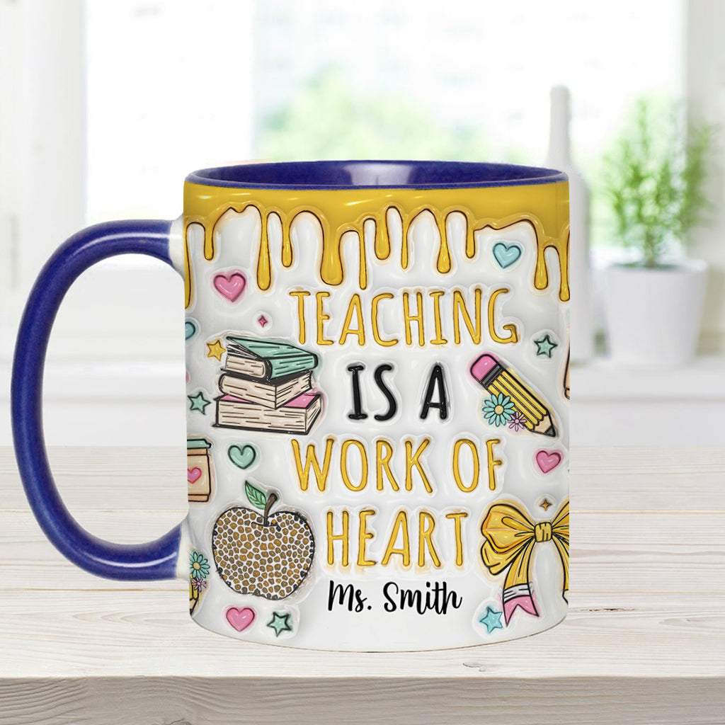 Lehren ist eine Herzensangelegenheit – Personalisierte Tasse mit Lehrermotiv