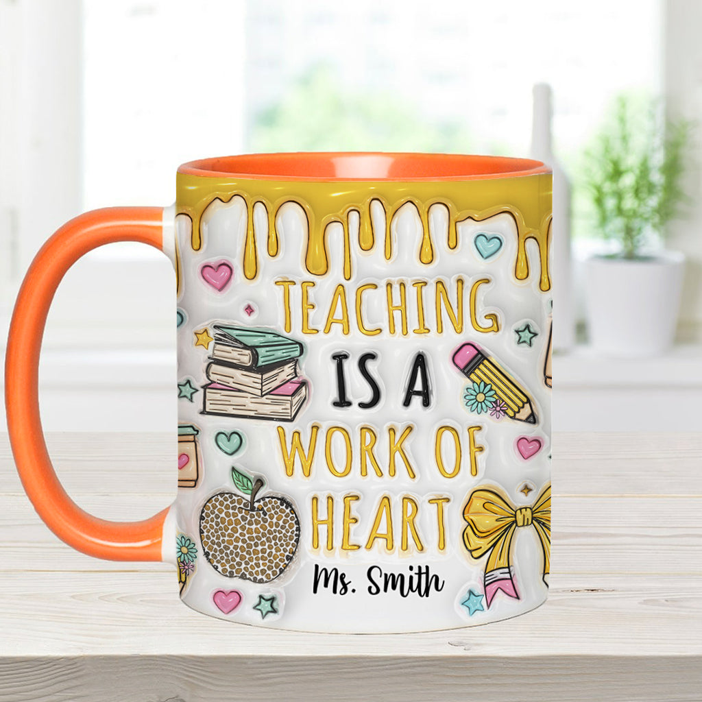 Lehren ist eine Herzensangelegenheit – Personalisierte Tasse mit Lehrermotiv