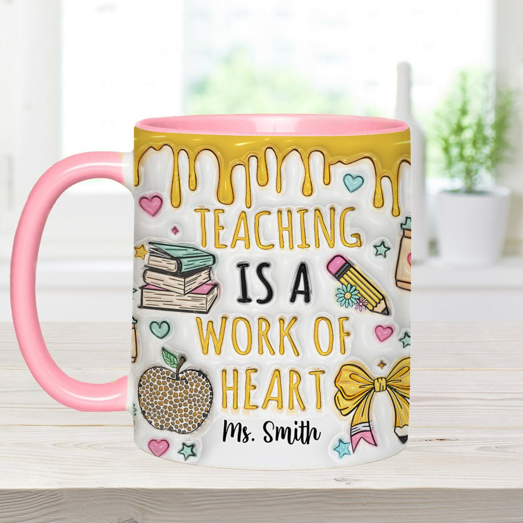 Lehren ist eine Herzensangelegenheit – Personalisierte Tasse mit Lehrermotiv