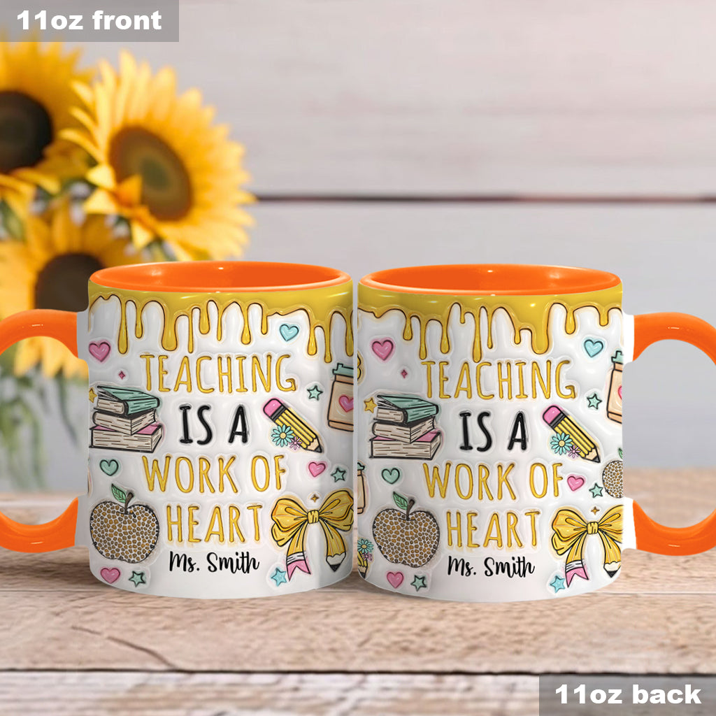 Lehren ist eine Herzensangelegenheit – Personalisierte Tasse mit Lehrermotiv