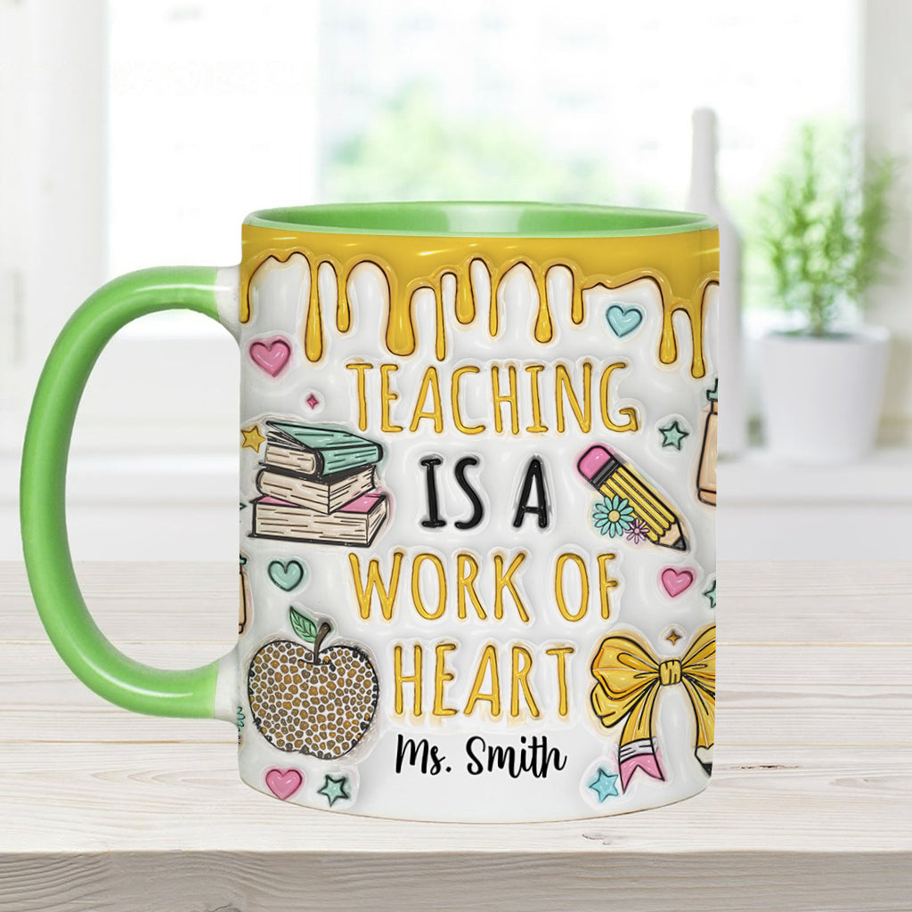 Lehren ist eine Herzensangelegenheit – Personalisierte Tasse mit Lehrermotiv