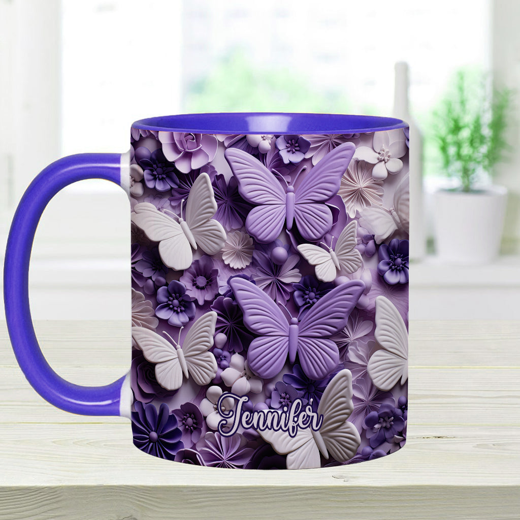 Personalisierte Tasse mit Schmetterlingsmotiv in Lila Schmetterlings-Optik