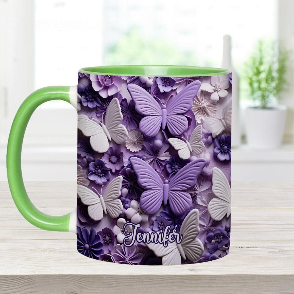 Personalisierte Tasse mit Schmetterlingsmotiv in Lila Schmetterlings-Optik