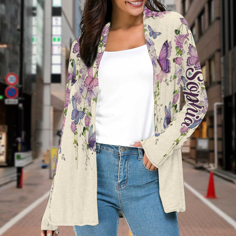 Schmetterling und Blumen – Personalisierter Schmetterlings-Cardigan