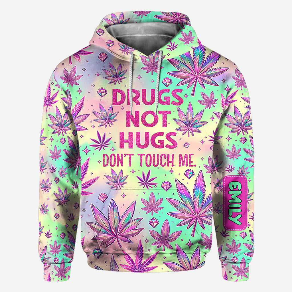 Drogen statt Umarmungen – Personalisiertes „Grass-über-alles“-Shirt