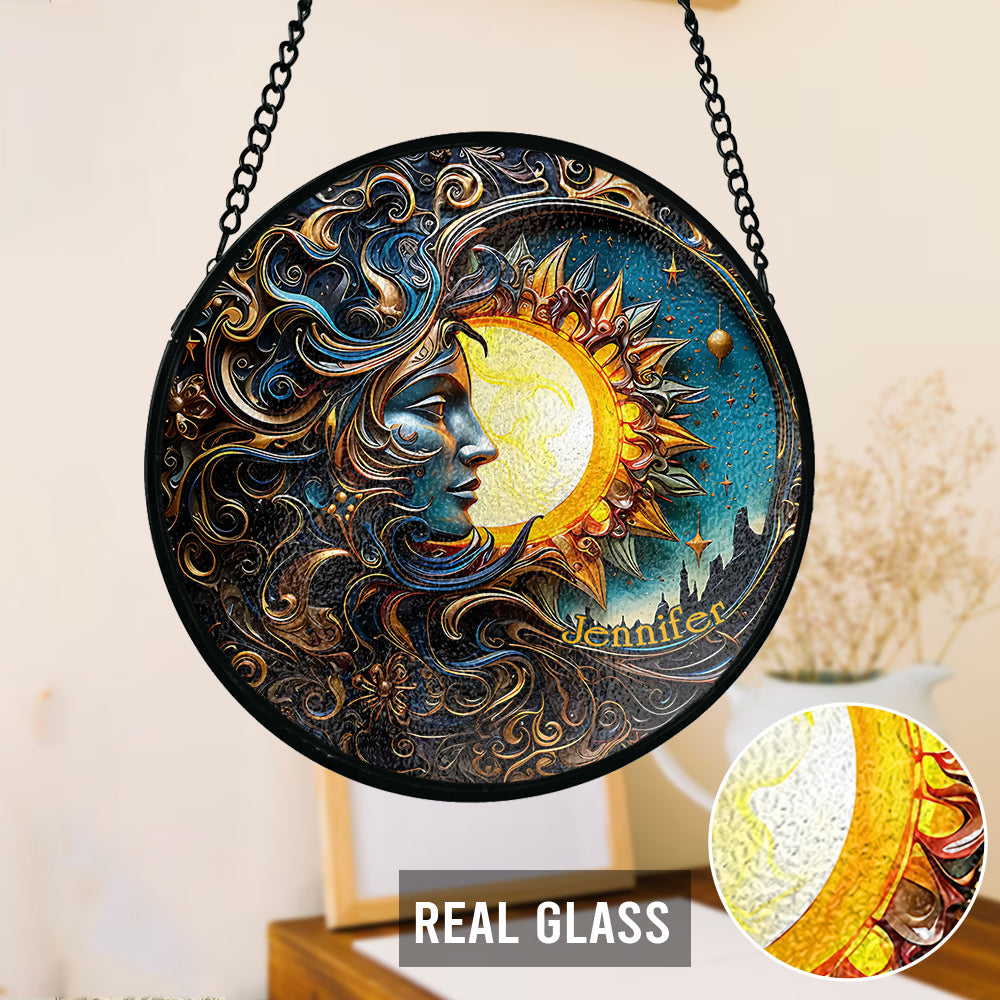Lebe nach der Sonne, liebe nach dem Mond – Personalisierter Hippie-Sonnenfänger aus Buntglas