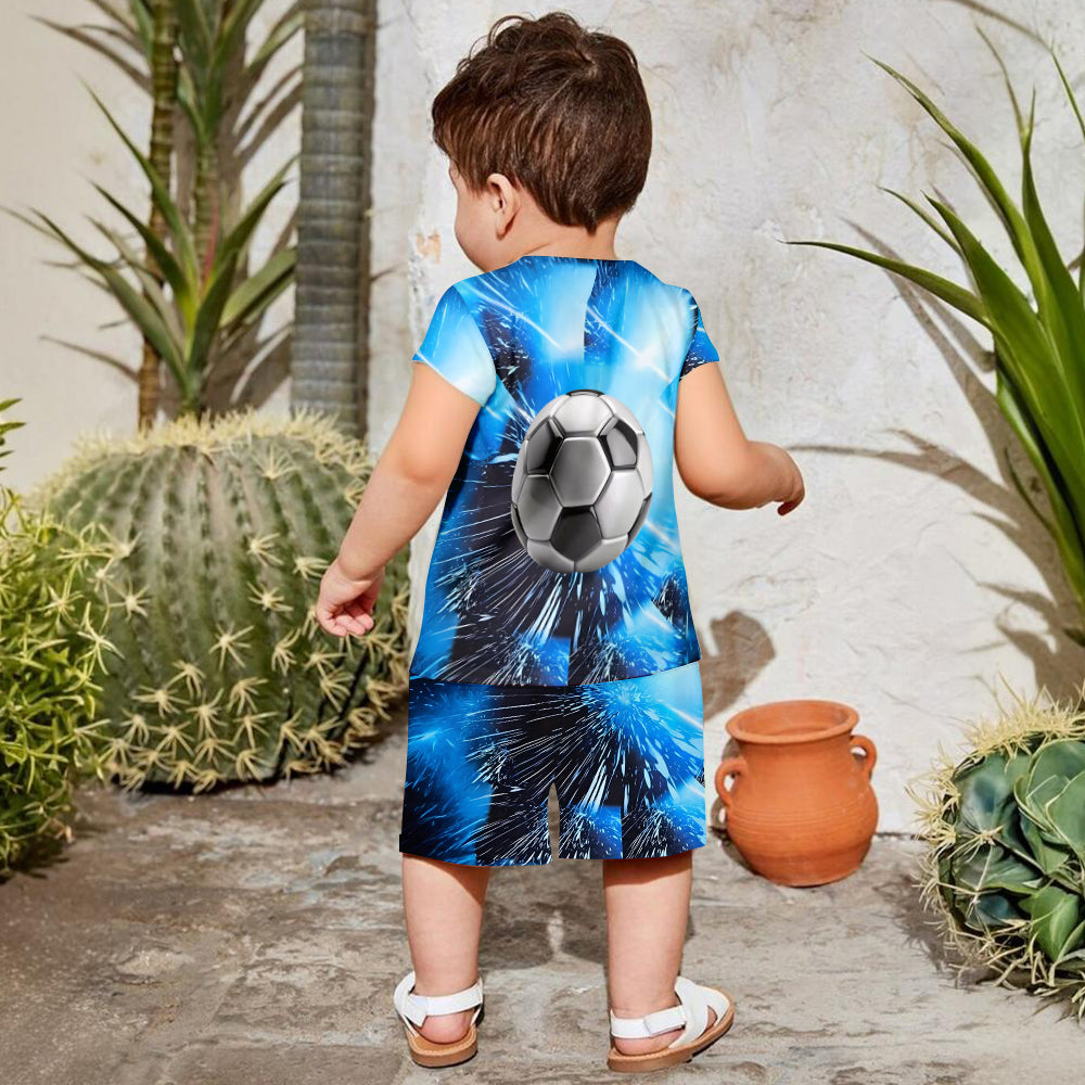 Cooles Fußball-Alphabet – Personalisiertes Fußball-T-Shirt und Shorts für Kinder