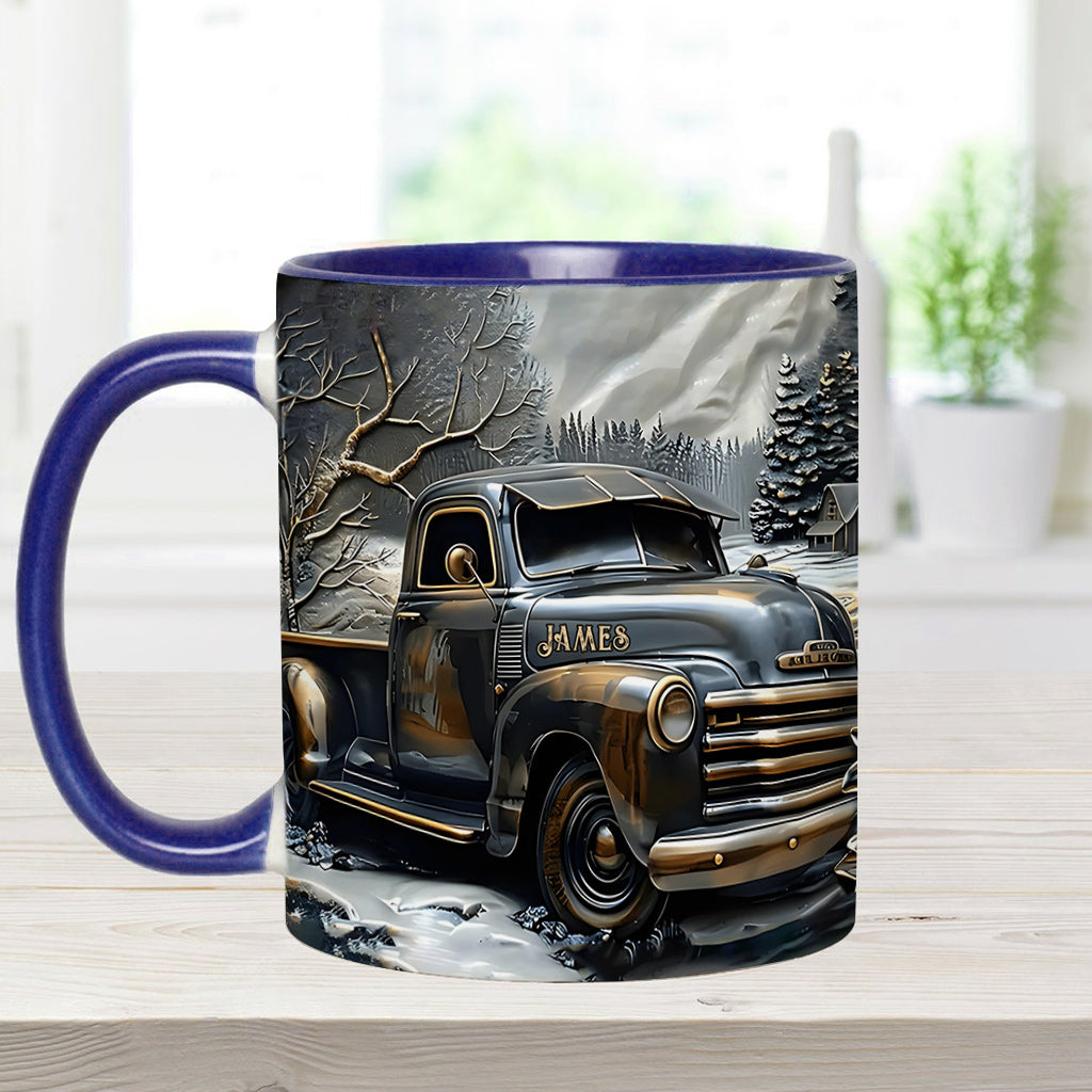 Ne sous-estimez jamais un vieux routier au volant d'un camion - Mug personnalisé pour routier