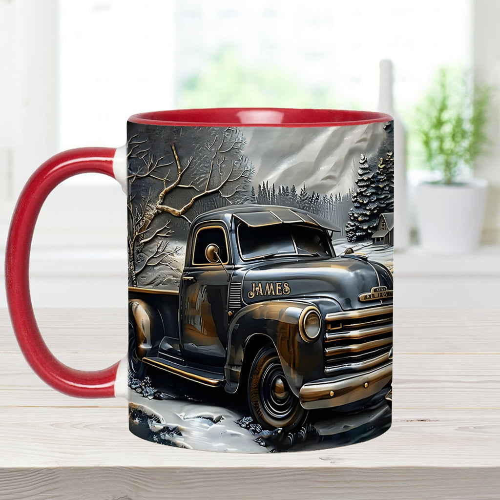 Ne sous-estimez jamais un vieux routier au volant d'un camion - Mug personnalisé pour routier