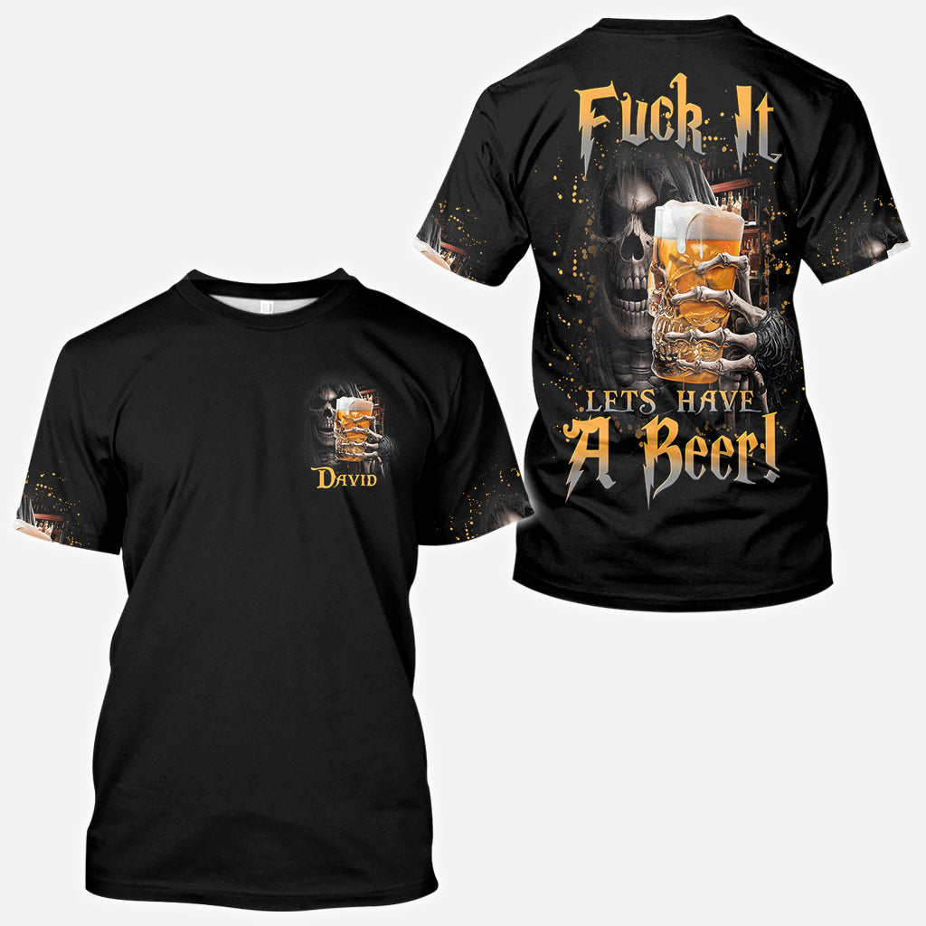 Lasst uns ein Bier trinken! - Personalisiertes T-Shirt mit Bier-Aufdruck