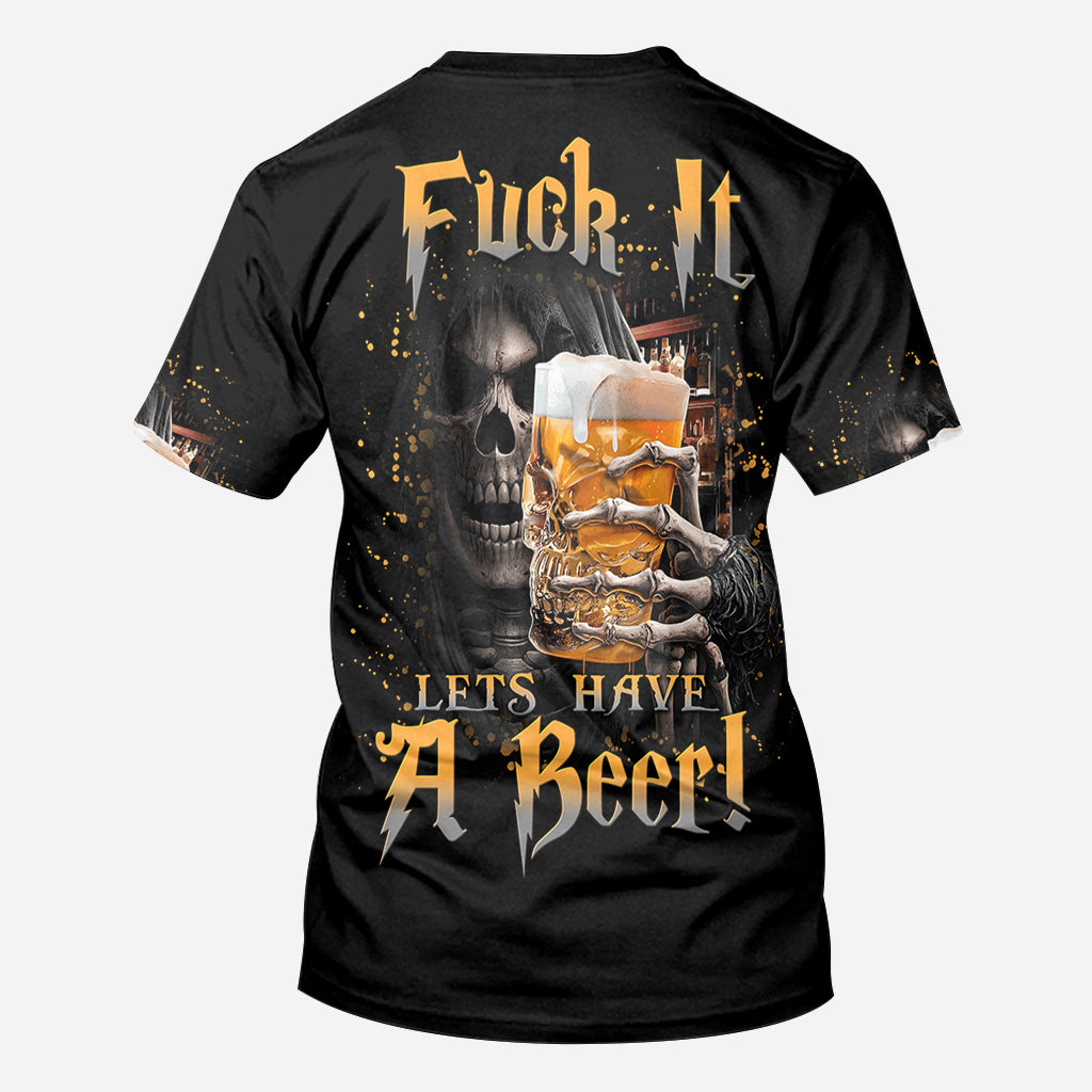 Lasst uns ein Bier trinken! - Personalisiertes T-Shirt mit Bier-Aufdruck