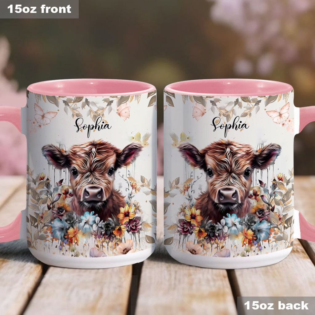 Personalisierte Tasse mit Blumenmotiv und Kuhmotiv