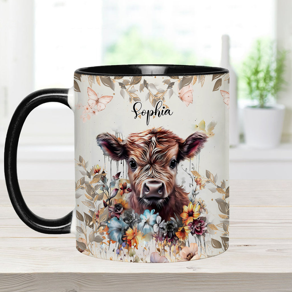 Personalisierte Tasse mit Blumenmotiv und Kuhmotiv