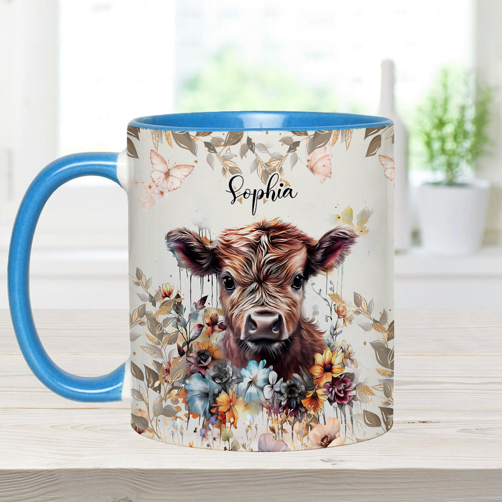 Personalisierte Tasse mit Blumenmotiv und Kuhmotiv