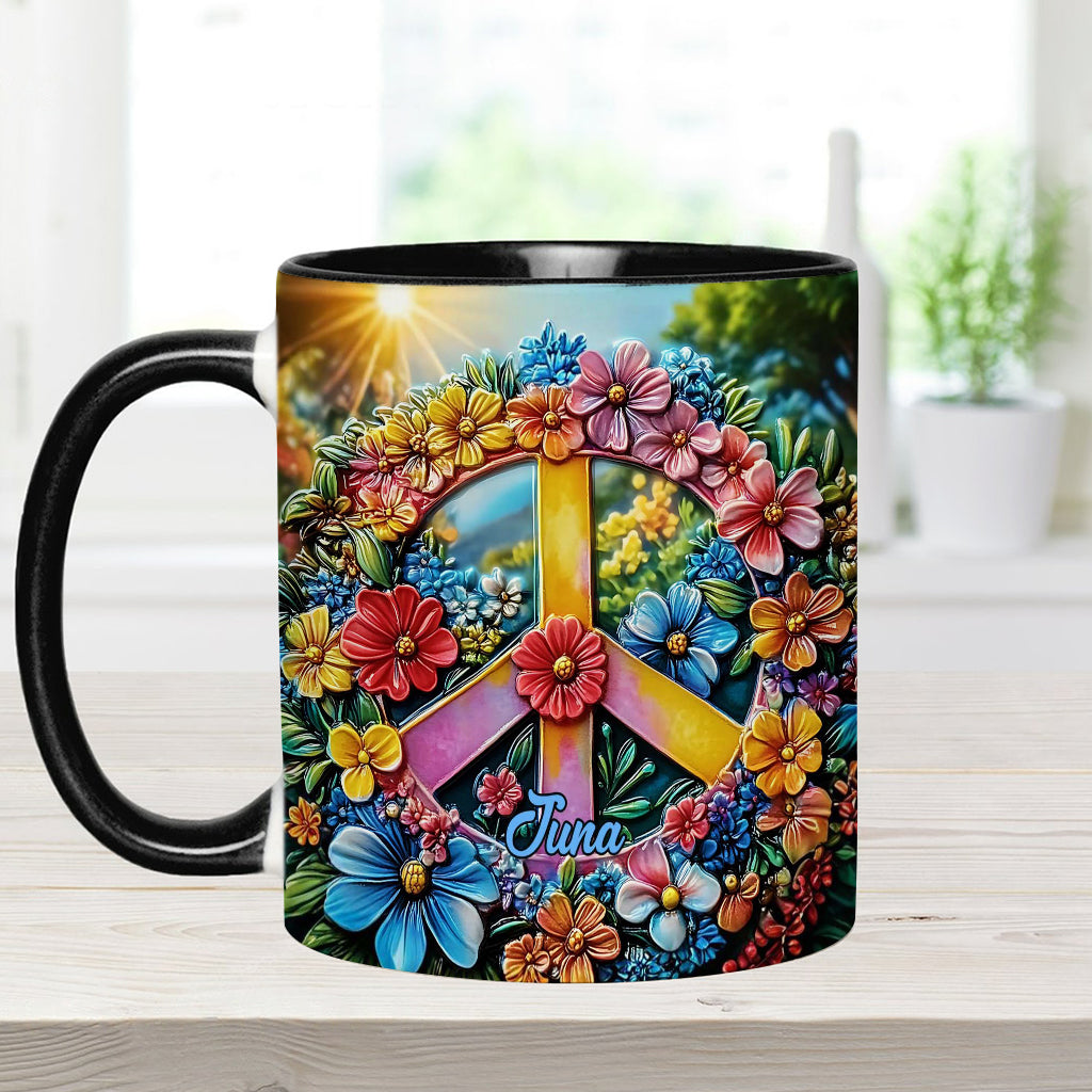 Personalisierte Tasse mit Blumen-Friedenszeichen und Hippie-Akzent