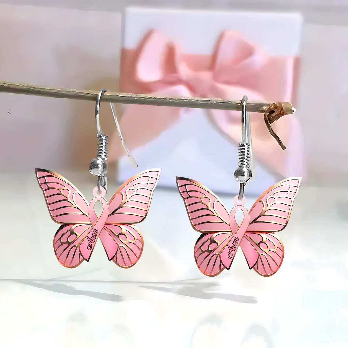 Hope Butterfly – Personalisierte Ohrringe zur Sensibilisierung für Brustkrebs