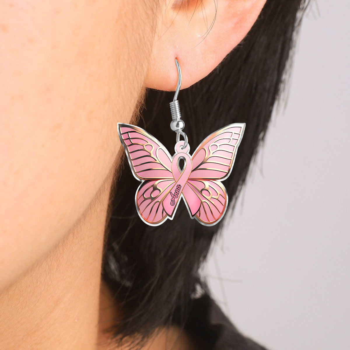 Hope Butterfly – Personalisierte Ohrringe zur Sensibilisierung für Brustkrebs